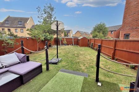 4 bedroom Detached house for sale in Bayleaf Avenue, Hampton Vale, Peterborough, PE7