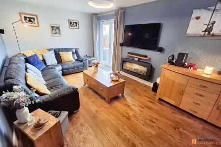 4 bedroom Detached house for sale in Bayleaf Avenue, Hampton Vale, Peterborough, PE7