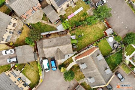 4 bedroom Detached house for sale in Bayleaf Avenue, Hampton Vale, Peterborough, PE7