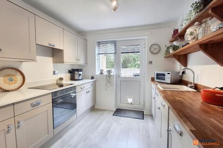 3 bedroom Semi-detached house for sale in Kingfishers, Orton Wistow, Peterborough, PE2