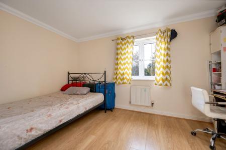 7 bedroom Detached house for sale in Arbroath Gardens, Orton Northgate, Peterborough, PE2