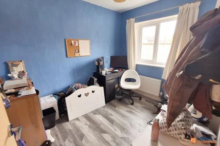 3 bedroom Terraced House for sale in Farrow Avenue, Hampton Vale, Peterborough, PE7