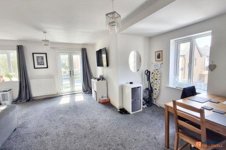 3 bedroom Terraced House for sale in Farrow Avenue, Hampton Vale, Peterborough, PE7