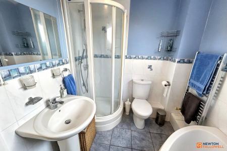 4 bedroom Detached house for sale in Oates Way, Ramsey, PE26