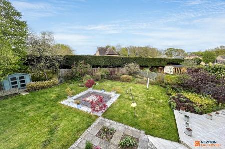 4 bedroom Detached house for sale in Oates Way, Ramsey, PE26