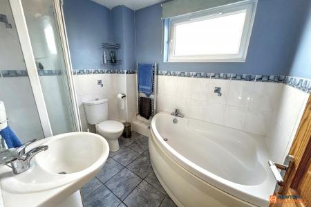 4 bedroom Detached house for sale in Oates Way, Ramsey, PE26