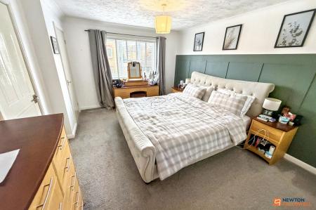 4 bedroom Detached house for sale in Houghton Avenue, Park Farm, Peterborough, PE2