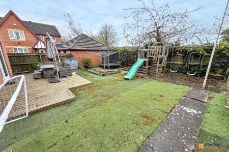 4 bedroom Detached house for sale in Houghton Avenue, Park Farm, Peterborough, PE2