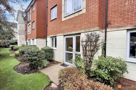 1 bedroom Flat for sale in Hedda Drive, Hampton Hargate, Peterborough, PE7