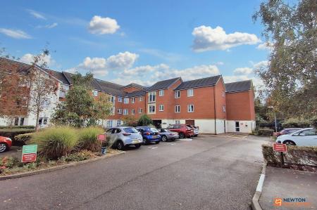1 bedroom Flat for sale in Hedda Drive, Hampton Hargate, Peterborough, PE7