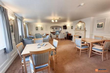 1 bedroom Flat for sale in Hedda Drive, Hampton Hargate, Peterborough, PE7
