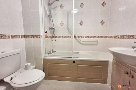 1 bedroom Flat for sale in Hedda Drive, Hampton Hargate, Peterborough, PE7