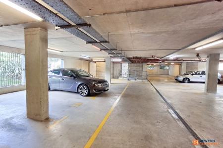 1 bedroom Flat for sale in Hammonds Drive, Peterborough, PE1