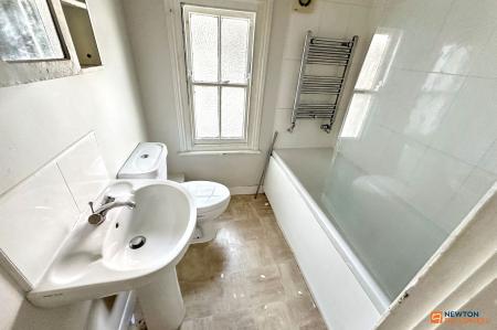 3 bedroom Terraced House for sale in Mountsteven Avenue, Walton, Peterborough, PE4