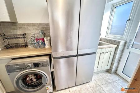 4 bedroom Detached house for sale in College Park, Peterborough, PE1