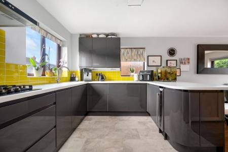 4 bedroom Detached house for sale in Derby Drive, Dogsthorpe, Peterborough, PE1