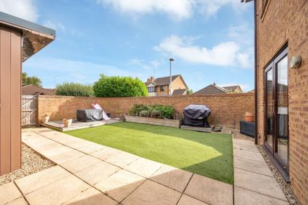 4 bedroom Detached house for sale in Derby Drive, Dogsthorpe, Peterborough, PE1