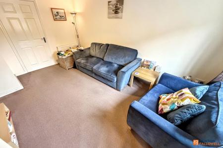 2 bedroom Terraced House for sale in Brickenden Road, Gunthorpe, Peterborough, PE4