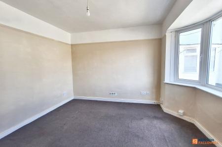 3 bedroom Semi-detached house for sale in Luddington Road, Walton, Peterborough, PE4