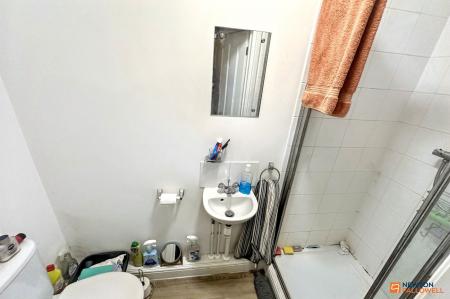 6 bedroom Semi-detached house for sale in Broadway, Peterborough, PE1