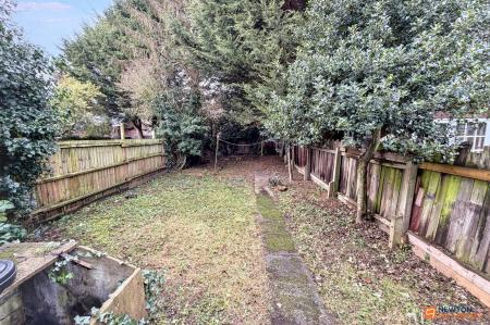 6 bedroom Semi-detached house for sale in Broadway, Peterborough, PE1