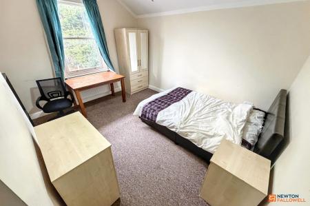 6 bedroom Semi-detached house for sale in Broadway, Peterborough, PE1