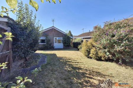 2 bedroom Detached bungalow for sale in Walcot Walk, Netherton, Peterborough, PE3