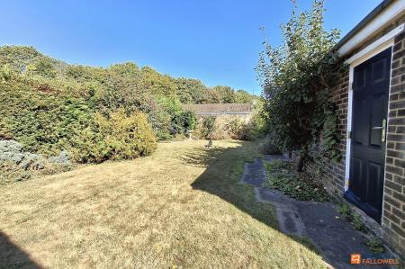 2 bedroom Detached bungalow for sale in Walcot Walk, Netherton, Peterborough, PE3