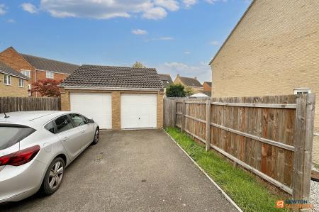 4 bedroom Detached house for sale in Ashville Road, Hampton Hargate, Peterborough, PE7