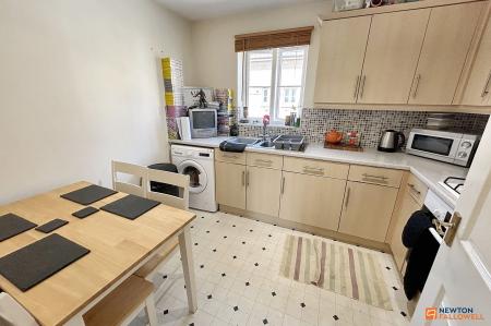 2 bedroom Flat for sale in Regal Place, Peterborough, PE2