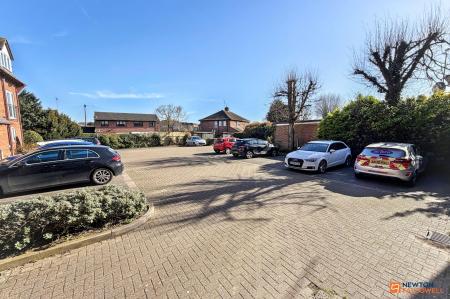 2 bedroom Flat for sale in Beech Court, Sherwood Avenue, Fletton, Peterborough, PE2