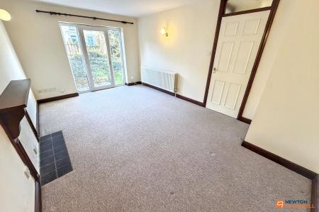 2 bedroom Flat for sale in Beech Court, Sherwood Avenue, Fletton, Peterborough, PE2