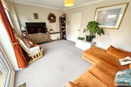 2 bedroom Terraced House for sale in Sovereign Place, Peterborough, PE3