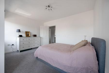 2 bedroom Flat for sale in Central Court, Lincoln Road, Peterborough, PE1