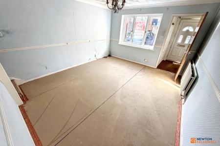 2 bedroom Semi-detached house for sale in Wycliffe Grove, Werrington, Peterborough, PE4