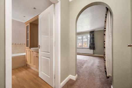 3 bedroom Detached bungalow for sale in Gunthorpe Road, Gunthorpe, Peterborough, PE4