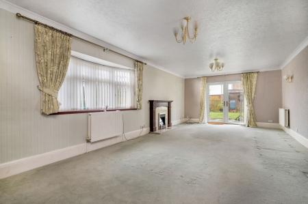 3 bedroom Detached bungalow for sale in Gunthorpe Road, Gunthorpe, Peterborough, PE4