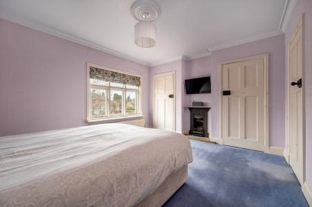 4 bedroom Detached house for sale in Eastrea Road, Whittlesey, PE7