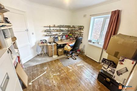 2 bedroom Semi-detached house for sale in Reeves Way, Peterborough, PE1