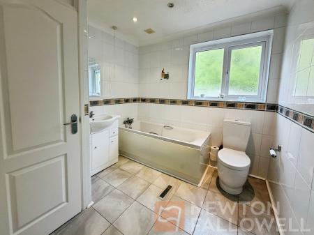 3 bedroom Detached bungalow for sale in Fallowfield, Orton Wistow, Peterborough, PE2