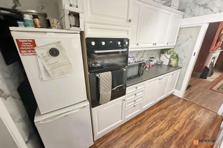 3 bedroom End of terrace house for sale in Scotney Street, Peterborough, PE1