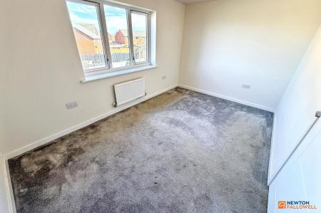 2 bedroom Semi-detached house for sale in Draper Road, Gunthorpe, Peterborough, PE4