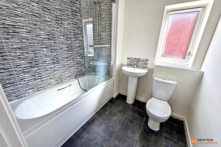 2 bedroom Semi-detached house for sale in Draper Road, Gunthorpe, Peterborough, PE4
