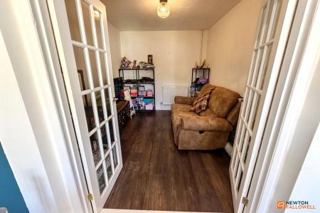 3 bedroom Semi-detached house for sale in Canterbury Road, Werrington Village, Peterborough, PE4