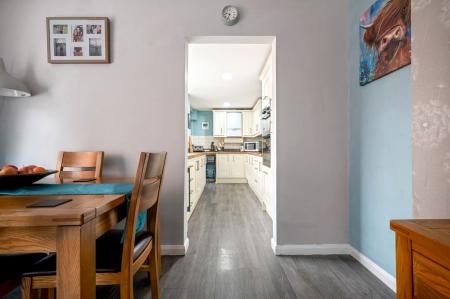 4 bedroom Semi-detached house for sale in The Glen, Fletton, Peterborough, PE2