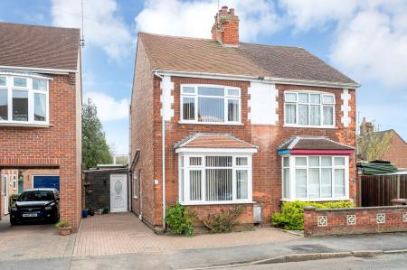 4 bedroom Semi-detached house for sale in The Glen, Fletton, Peterborough, PE2