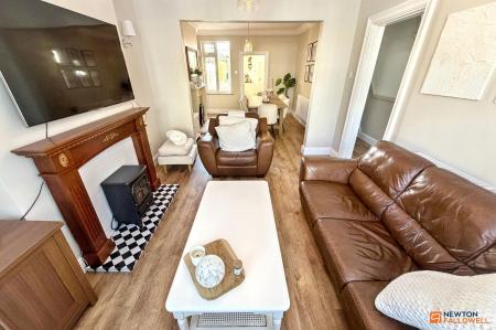 3 bedroom Semi-detached house for sale in Queens Walk, Peterborough, PE2