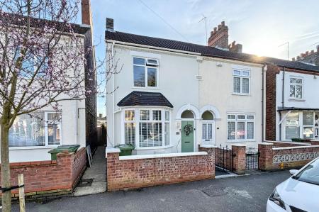 Queens Walk, Peterborough, PE2