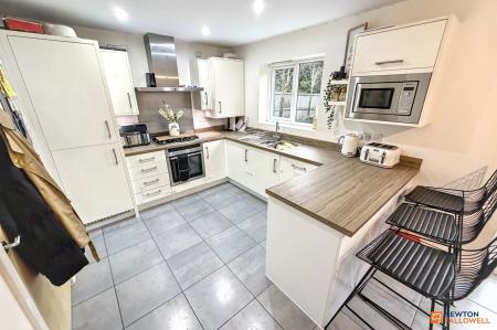 3 bedroom Detached house for sale in Coriander Drive, Hampton Vale, Peterborough, PE7