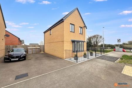 3 bedroom Detached house for sale in Manor Drive, Peterborough, PE4